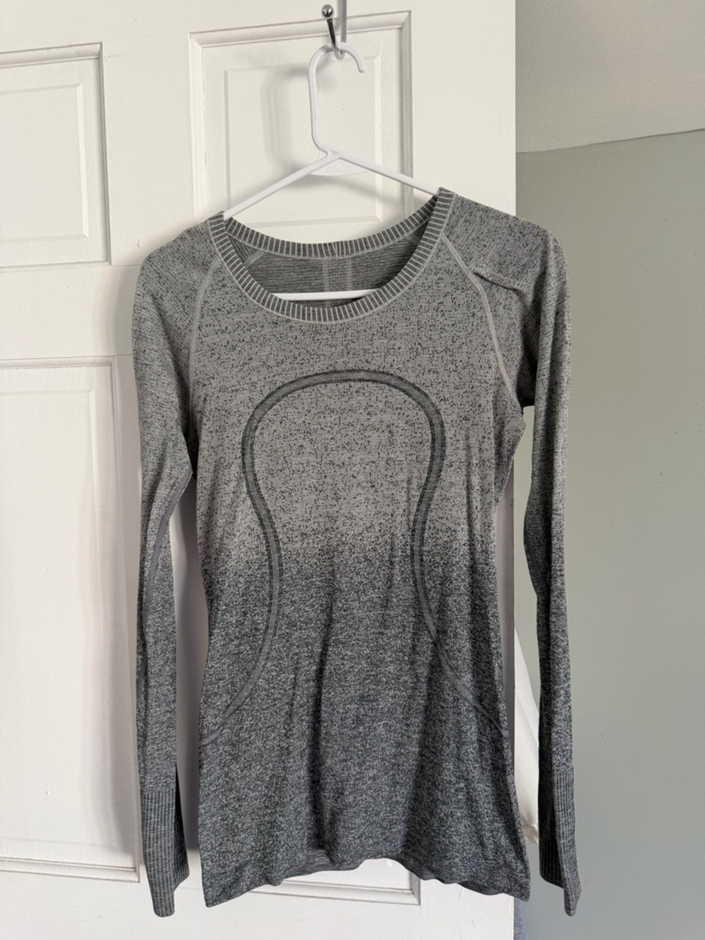 Lululemon Swiftly Tech Long Sleeve